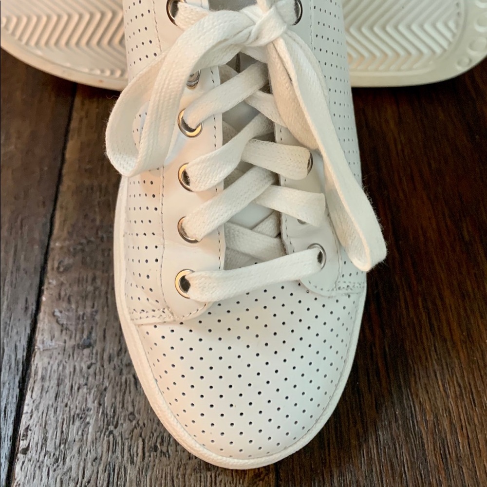 Vince Camuto Platform Sneaker